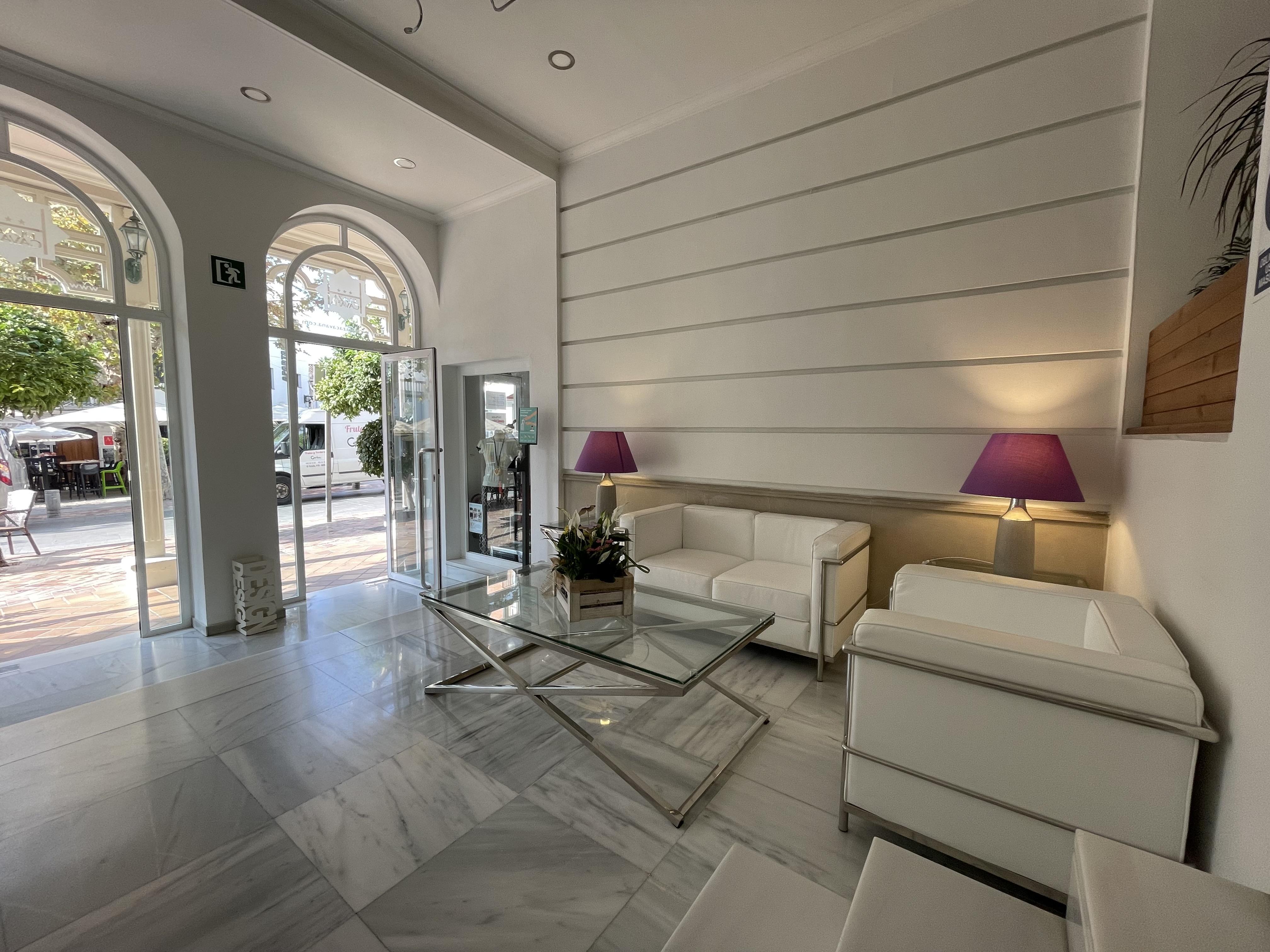 נרחה Hotel Plaza Cavana מראה חיצוני תמונה