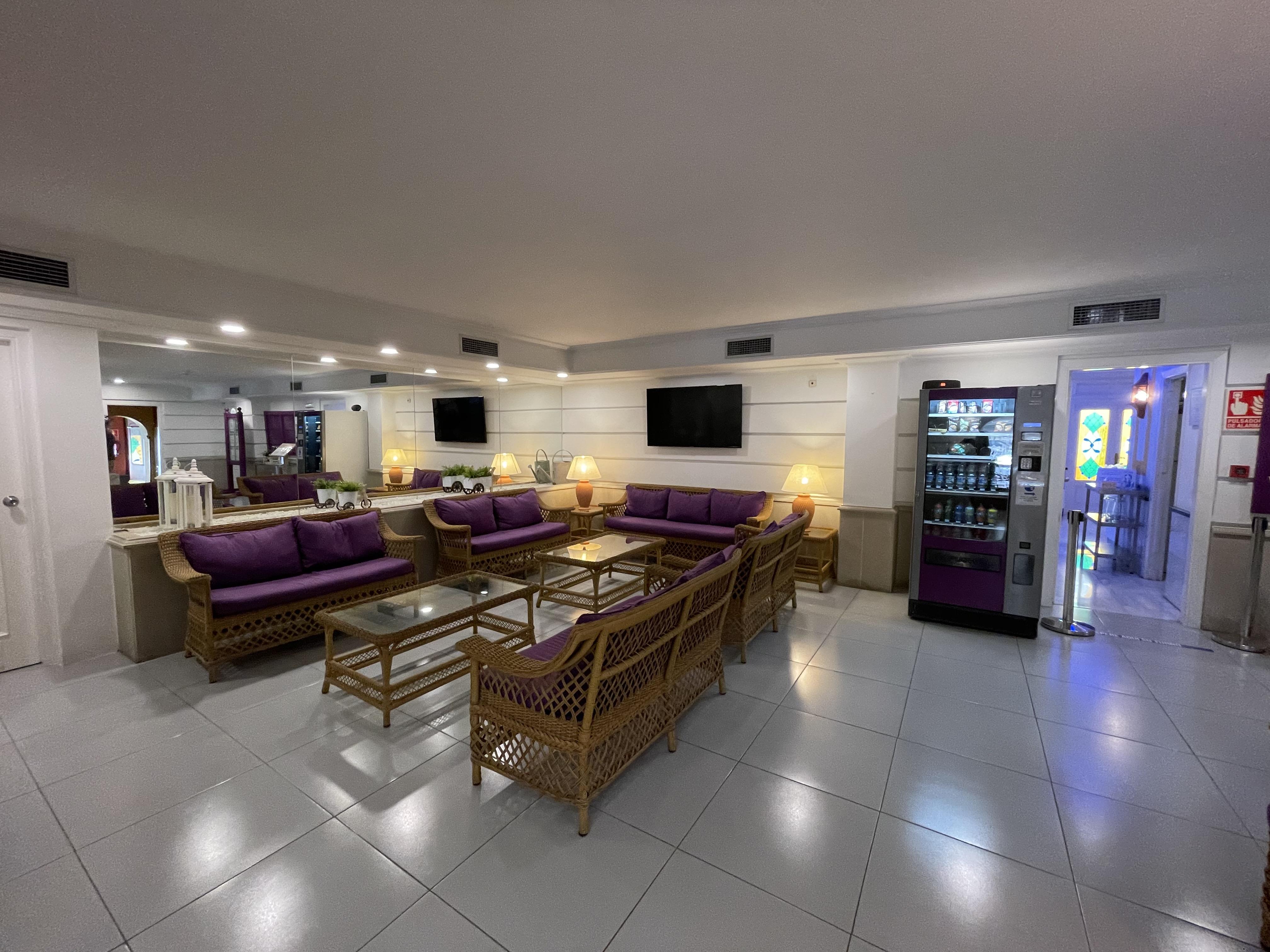 נרחה Hotel Plaza Cavana מראה חיצוני תמונה
