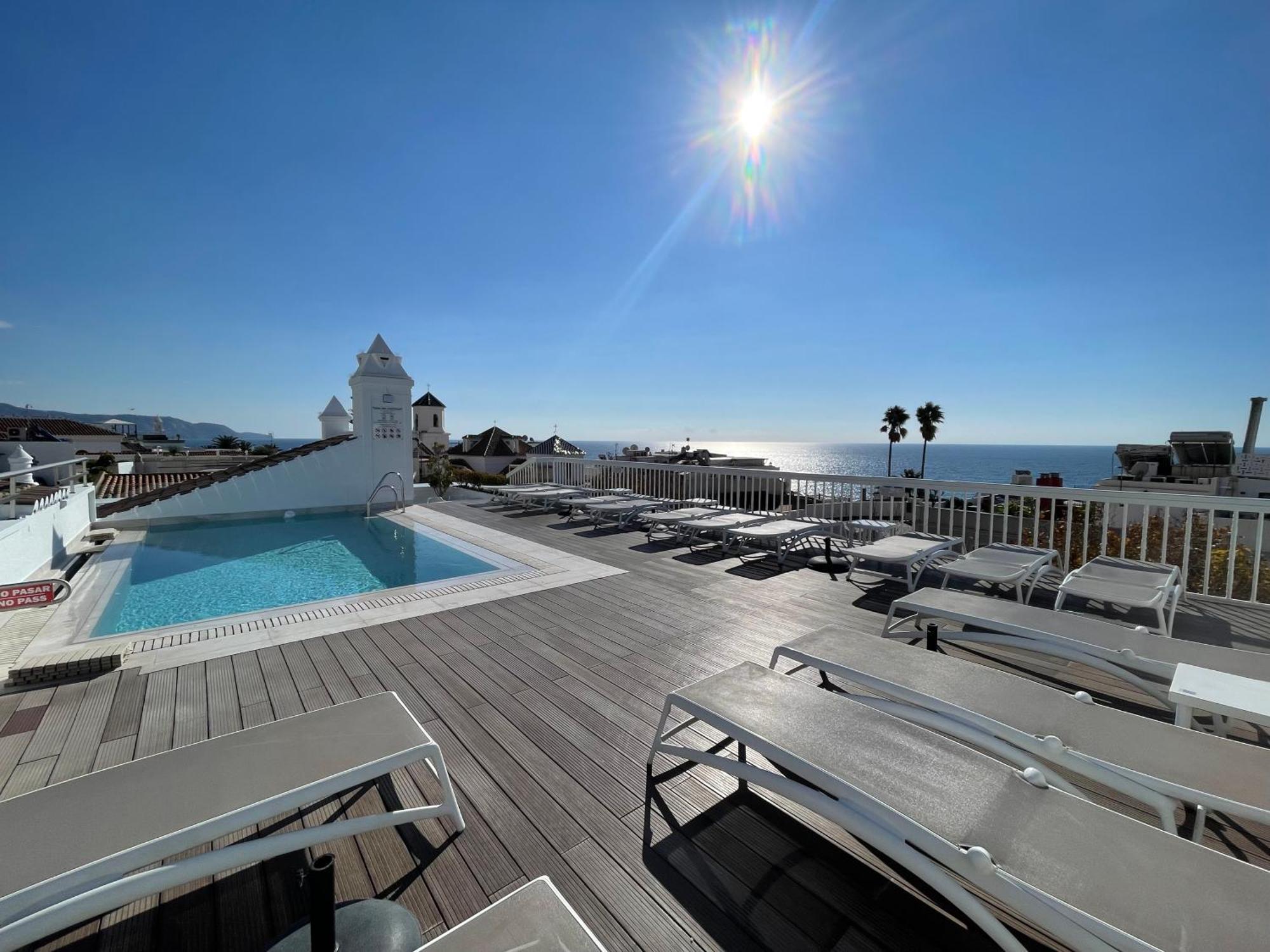 נרחה Hotel Plaza Cavana מראה חיצוני תמונה