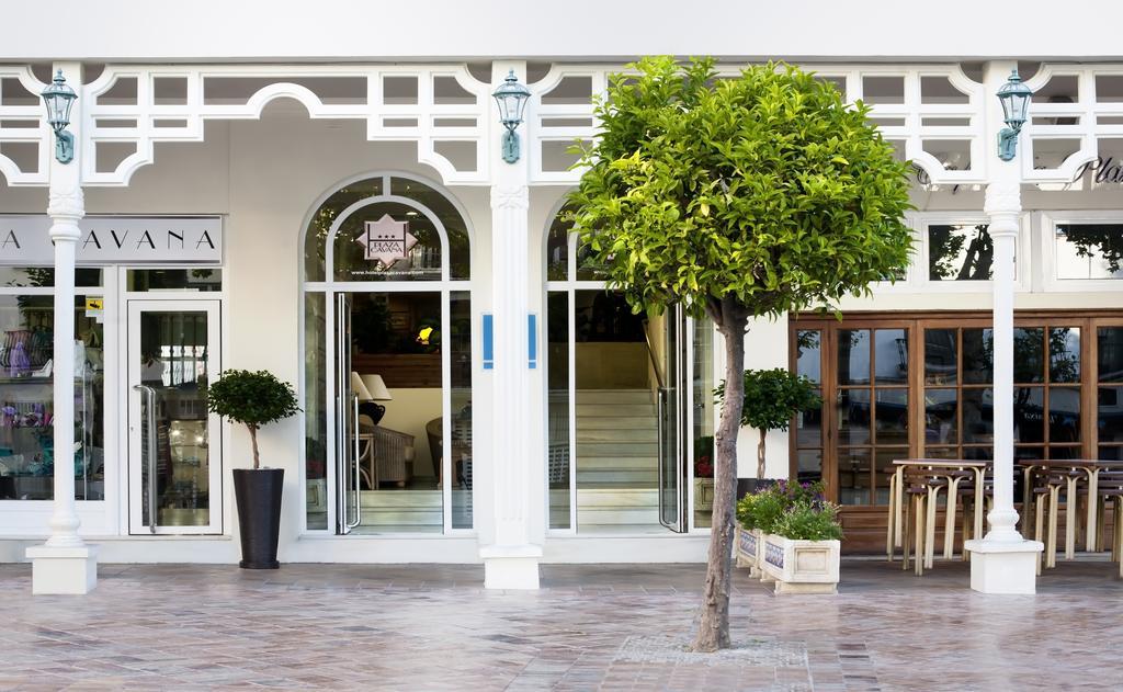 נרחה Hotel Plaza Cavana מראה חיצוני תמונה
